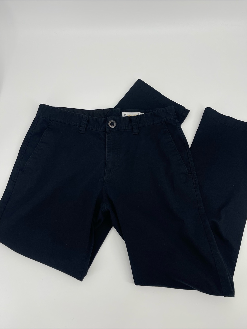 Volcom Men's 33 Frickin Modern Black Chinos Skater Minimalist Effortless Cool